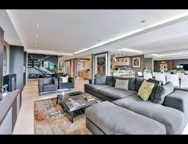 4 BEDROOM DUPLEX FOR SALE IN HOUGHTON